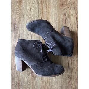 Toms Brown Suede Block Heel Ankle Booties Size 8.5